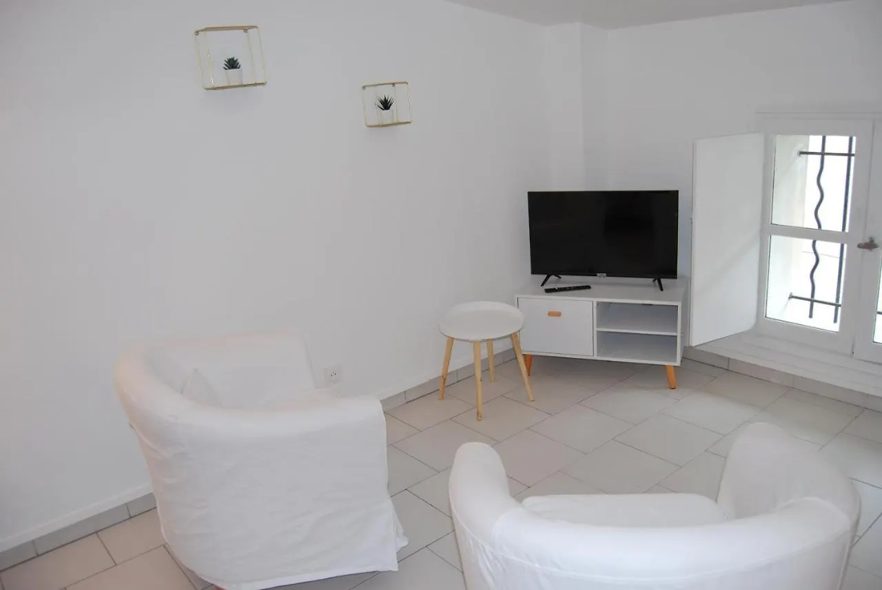 Apt T1 Cosy Et Ambiance Zen 